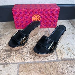 Tory Burch Wedges Patent Leather Size 7.5 EUC